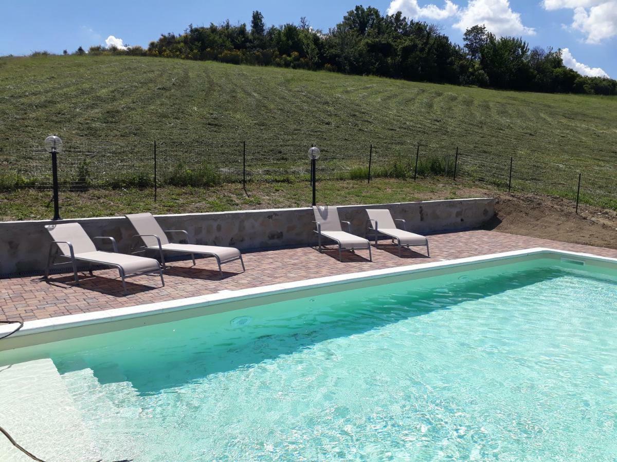 Agriturismo "Veritas" Bed & Wine Casaleggio Boiro Eksteriør billede