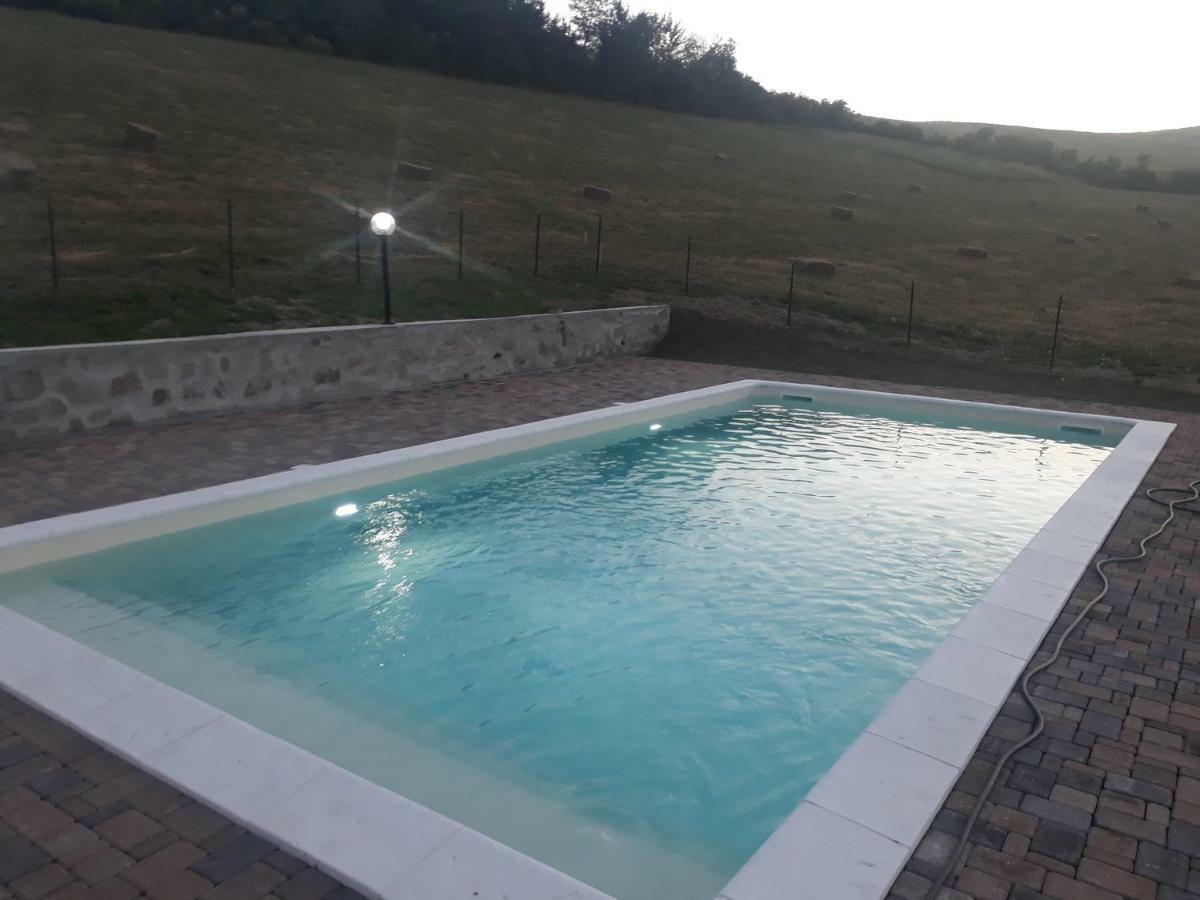 Agriturismo "Veritas" Bed & Wine Casaleggio Boiro Eksteriør billede