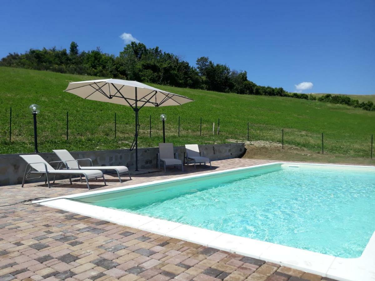 Agriturismo "Veritas" Bed & Wine Casaleggio Boiro Eksteriør billede